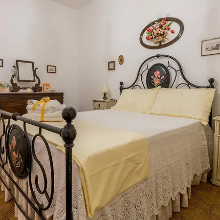 Lignanello Apartment *
