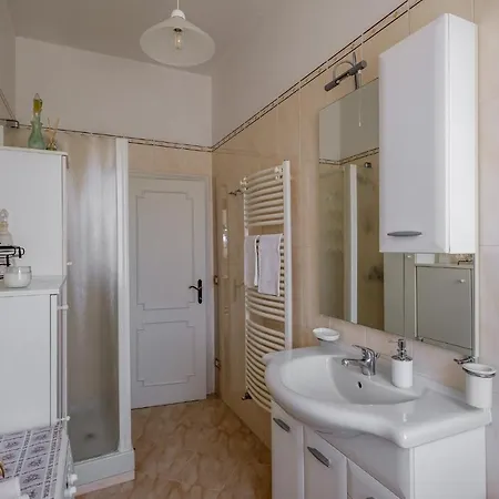 Lignanello Apartment