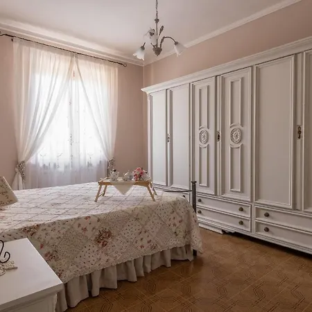 Lignanello Apartment *