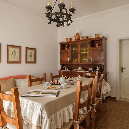 Lignanello Apartment *